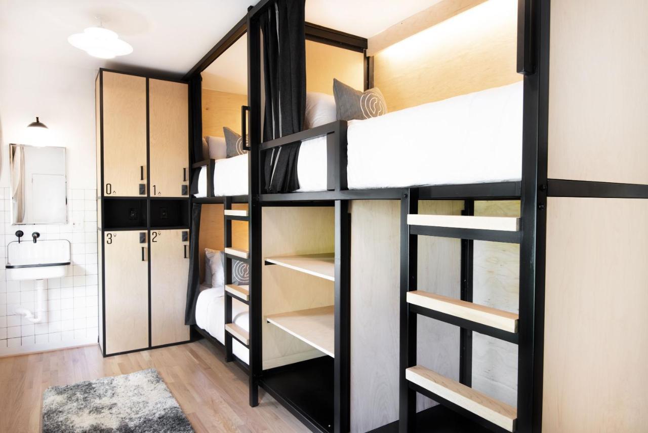 Modal Hostel Грийнвил Екстериор снимка