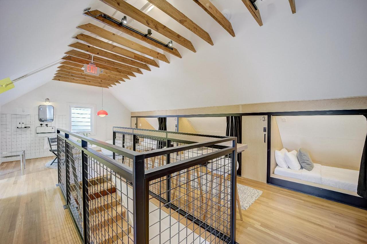 Modal Hostel Грийнвил Екстериор снимка